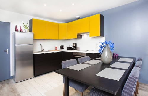 Vitry-sur-Seine Apartment | Convenient Stay Near Paris with Spa and Family Amenities
