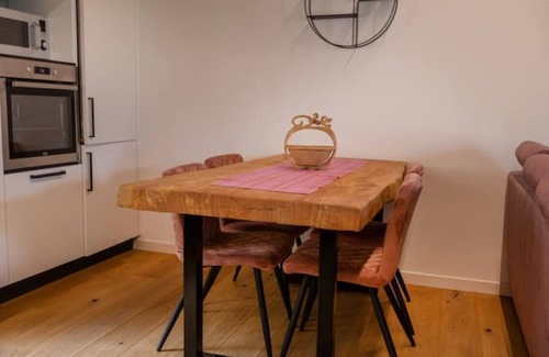 Campagnola Apartment | Cozy Apartment Steps from Lake & City Center Attractions