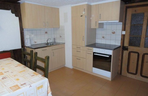 Saas Almagell Apartment | Cozy Apartment for 6 with WIFI, Balcony & Parking Available