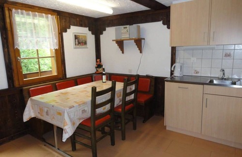 Saas Almagell Apartment | Cozy Apartment for 6 with WIFI, Balcony & Parking Available