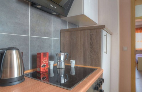 Bromskirchen Apartment | Inviting Apartment with Balcony, Pets Welcome & Lake View