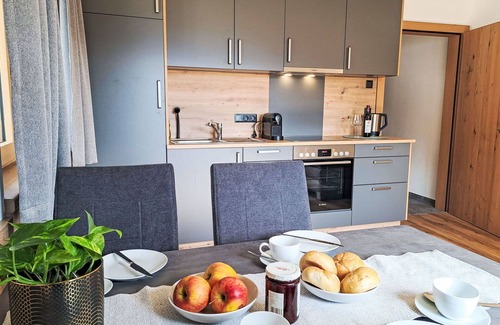 Oberau Apartment | Lovely apartment for 4 people with WIFI, TV and panoramic view