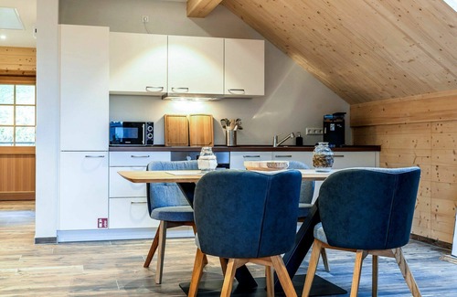 Hofstetten Apartment | Cozy Apartment for 4 with WIFI, Patio & Pet-Friendly Stay