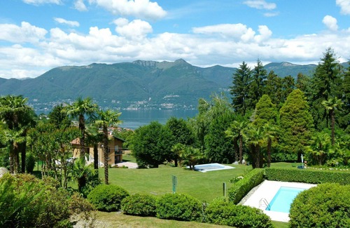 Germignaga Apartment | Inviting Apartment for 2 with Pool, WIFI, and Pet Friendly