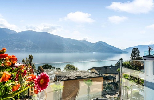 Ascona Apartment | Charming Apartment for Two with Balcony, Pets Welcome!