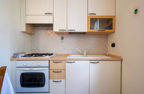 Vinchio Apartment | Inviting Apartment for Two with Pool and Panoramic Views