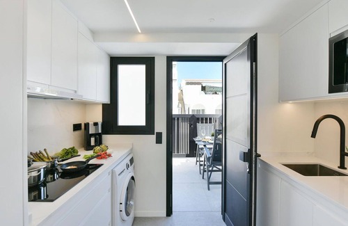 Arguineguin Apartment | Cozy Apartment for 2 with Pool, A/C & Balcony Access