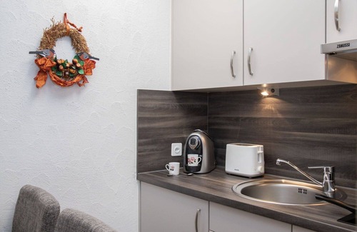Falera Apartment | Lovely apartment for 3 guests with pool, WIFI, TV, balcony, panoramic view and parking