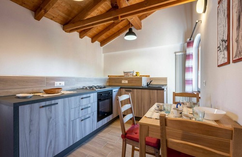 Mondovi Apartment | Cozy Apartment for 3: WIFI, TV, Pets Welcome & Parking