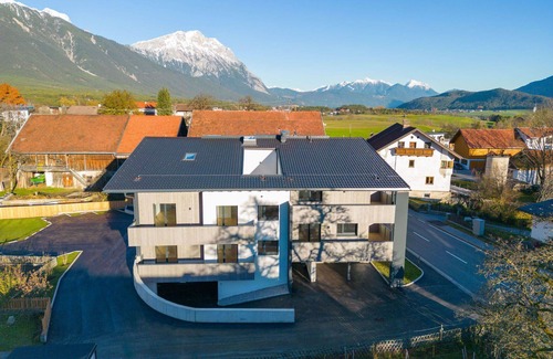 Fronhausen Apartment | Lovely apartment for 4 guests with WIFI, TV, patio and parking