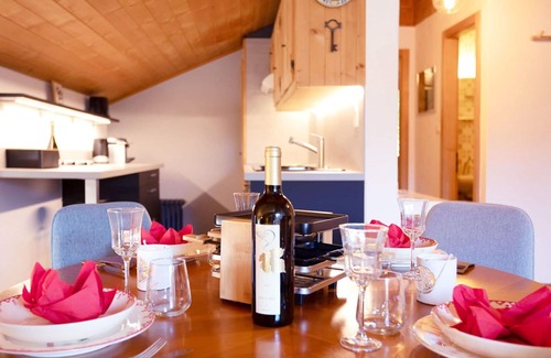 Barboleusaz Apartment | Inviting Apartment for 4 with WIFI, Balcony & Spa Access