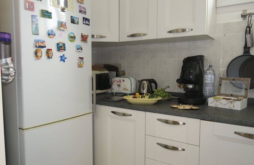 Savena Apartment | Cozy Apartment for 4 with A/C, WIFI, TV & Balcony