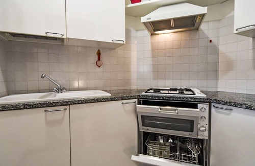 Bormio Apartment | Lovely apartment for 4 guests with WIFI, TV, terrace and parking