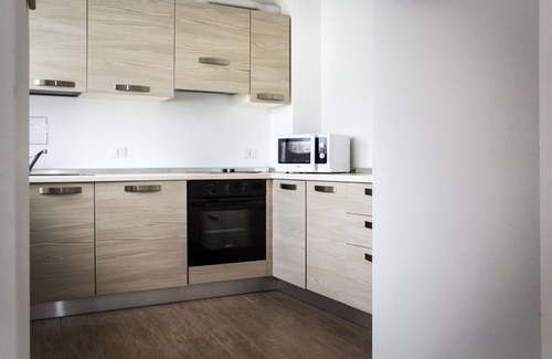 Ovaro Apartment | Lovely apartment for 4 people with WIFI, TV, patio, pets allowed and parking