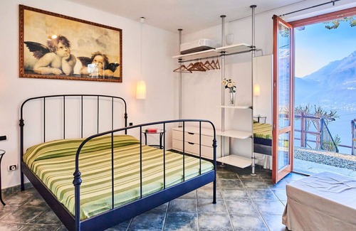 Naggio Apartment | Lovely apartment for 4 people with WIFI, TV, terrace, pets allowed and parking