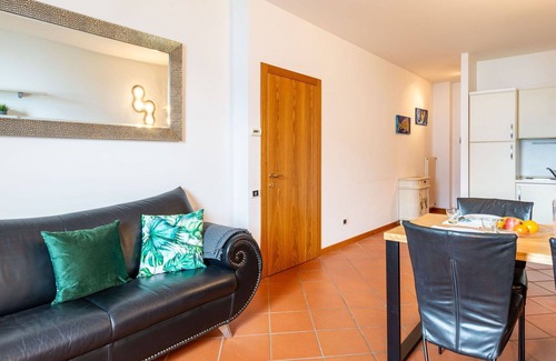 Vignola Apartment | Cozy Apartment for 4 with Lake View and Free Parking