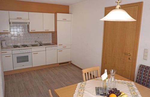 Kappl Apartment | Comfortable Apartment for 5 with Balcony and Lake Views