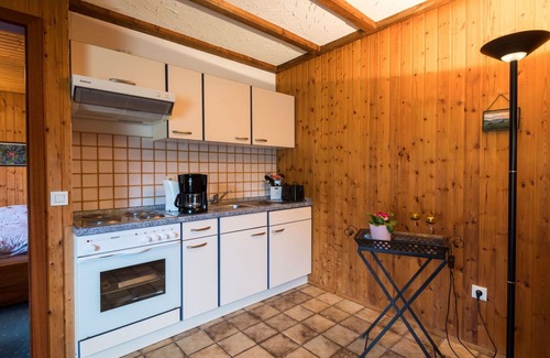 Schoenecken Apartment | Cozy Apartment for 6 with WIFI, Patio, and Pet-Friendly