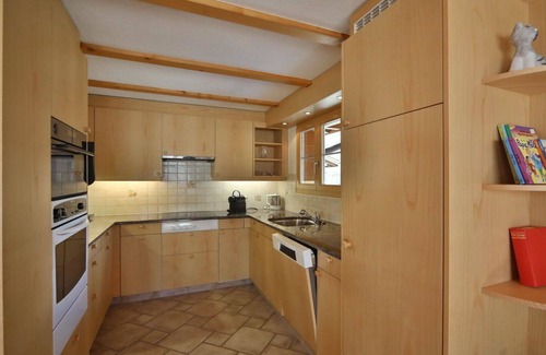 Lenk Apartment | Lovely apartment for 6 guests with WIFI and TV