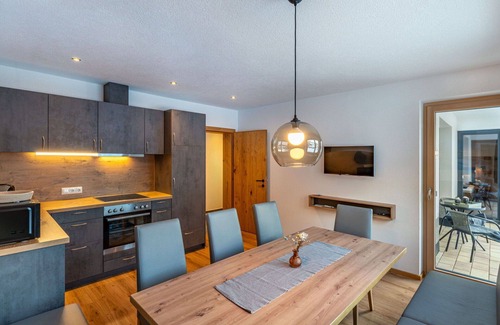 See Apartment | Inviting Apartment for 6 with WIFI, Terrace and Kitchen