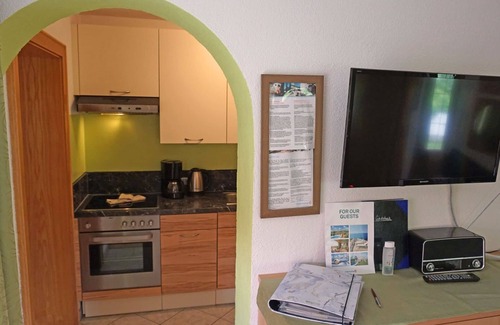 Fliess Apartment | Charming Apartment for 5 with Terrace, Pets Welcome!