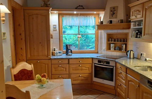 Maishofen Apartment | Lovely apartment for 5 guests with WIFI, TV, patio and pets allowed