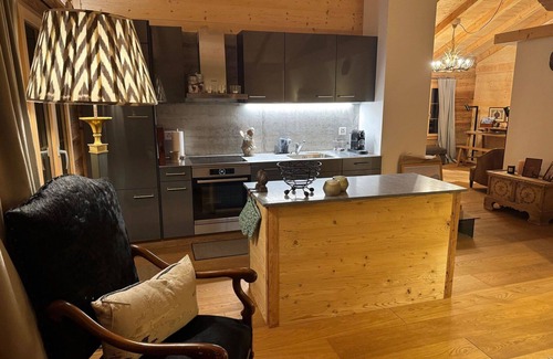 Zweisimmen Apartment | Lovely apartment for 3 people with WIFI, balcony and pets allowed
