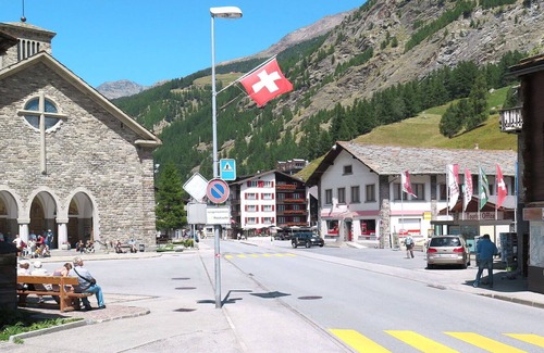 Saas-Balen Apartment | Lovely apartment for 4 people with WIFI, TV, balcony and parking