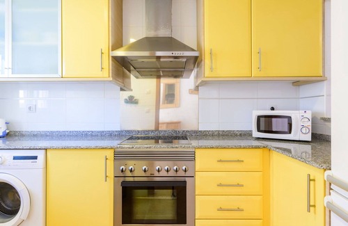Moncofar Apartment | Delightful Apartment for 4 with Pool and Terrace Access
