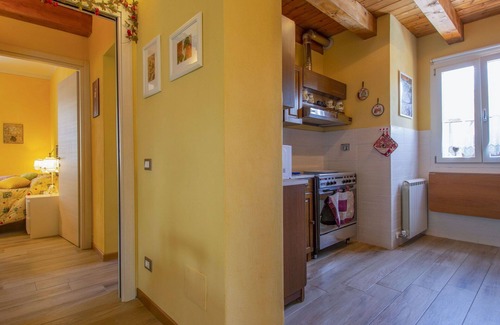 Marliana Apartment | Spacious Apartment for 8 with Pool, WIFI and Pet Friendly