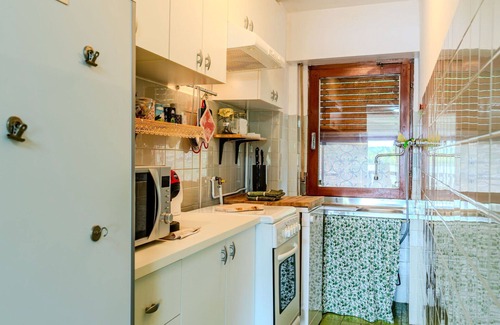 Monvalle Apartment | Comfortable Apartment with Pool, Balcony & Pet Friendly