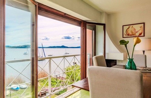 Monvalle Apartment | Comfortable Apartment with Pool, Balcony & Pet Friendly