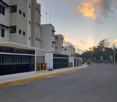 Cancun Apartment | Pet-Friendly Haven: HOEStel Pedreira with Pool & Family Fun