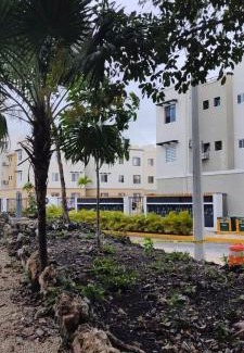 Cancun Apartment | Pet-Friendly Haven: HOEStel Pedreira with Pool & Family Fun