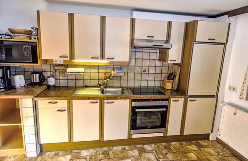Kaunertal Villa | Inviting Villa Apartment for 4 with Pets, WIFI & Parking