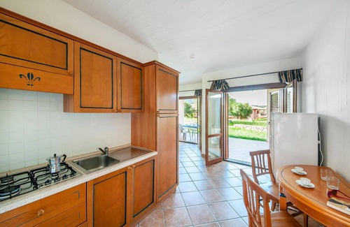 Golfo di Marinella Apartment | Relaxing Apartment with Terrace and Ocean View Near the Sea