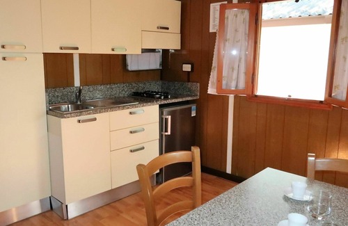 Villanova d'Albenga House | Cozy Villa Apartment for 4 with Pool and Ocean View