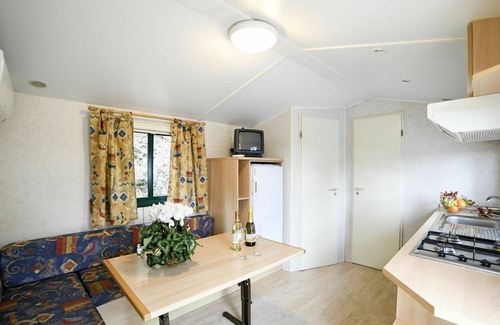 Villanova d'Albenga House | Charming Villa Apartment with Pool, A/C & Pet Friendly