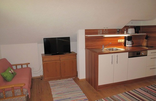 Oberwang Villa | Cozy Villa Apartment with Lake View, WIFI and Parking