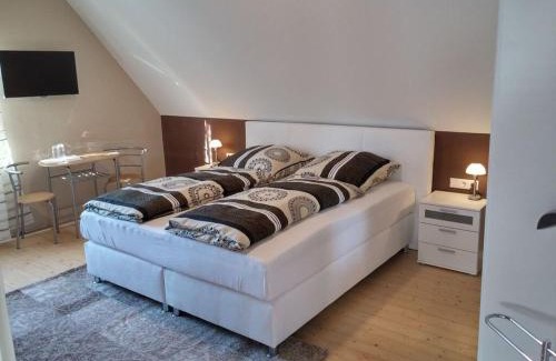 Reelsen Apartment | Cozy Apartment in Bad Driburg with Hot Tub & Family Amenities