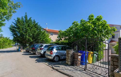Cizici Apartment | Inviting Cizici Apartment with Kitchen & Family-Friendly Amenities