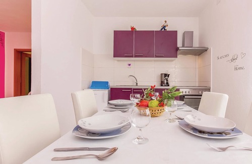 Gostinjac Apartment | Convenient Stay in the Charming Village of Gostinjac