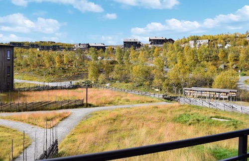 Hol Municipality Apartment | Cozy Apartment in Geilo with Kitchen for Family Fun