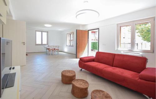Sessa Cilento Apartment | Pet-Friendly Apartment in Sessa Cilento with Free Wifi