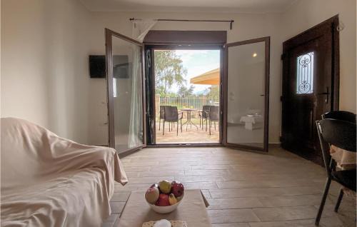 Skaloma Apartment | Pet-Friendly Apartment in Nafpaktos - Great for Families!