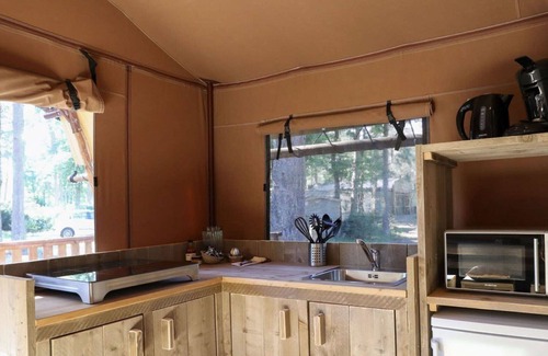 Enkhuizen House | Cozy Villa Apartment for 5 with Ocean View and Terrace