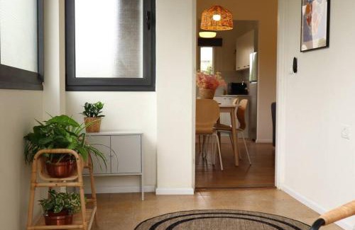 Ra'ananna Apartment | Family-Friendly Apartment in Ra'anana with 9.8 Rating