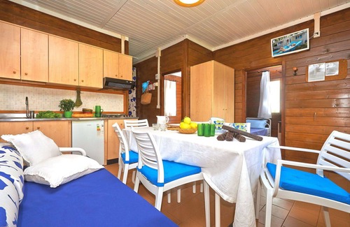 Baia Domizia House | Inviting Villa Apartment for 6 with Pool and Ocean Views
