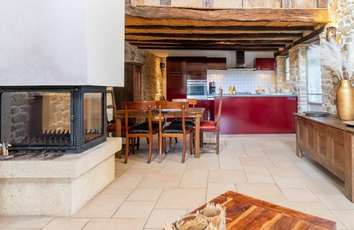 Caden Villa | Beautiful Villa with Private Pool and Free WiFi for 12
