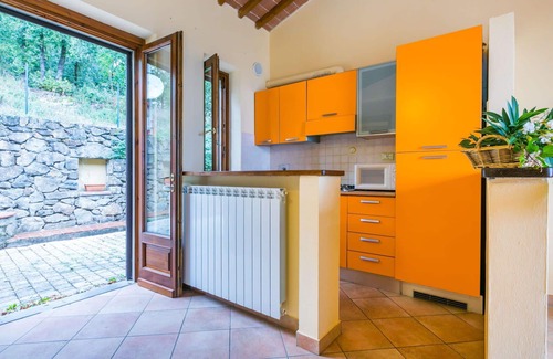 Giugnano Apartment | Cozy Apartment for Two with Pool, WiFi, and Panoramic Views